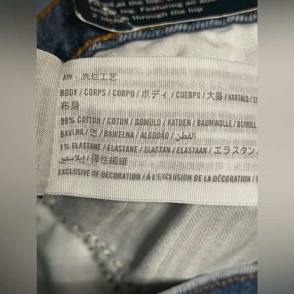 Abercrombie & Fitch Ultra High-Waist Open Cut Medium Wash Denim Jeans Size 26S - Picture 10 of 10